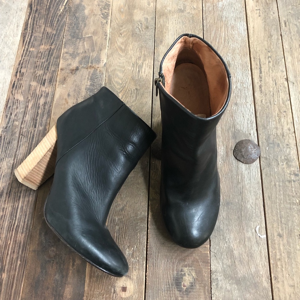 Joie Leather Block Heel Ankle Booties